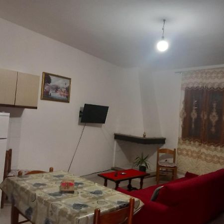 Вилла Holiday House In Синискола Экстерьер фото